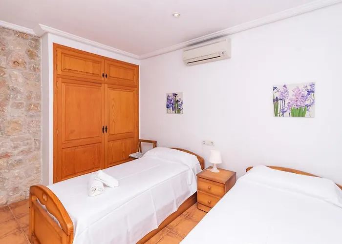 Perello By Sealand * 波连萨港